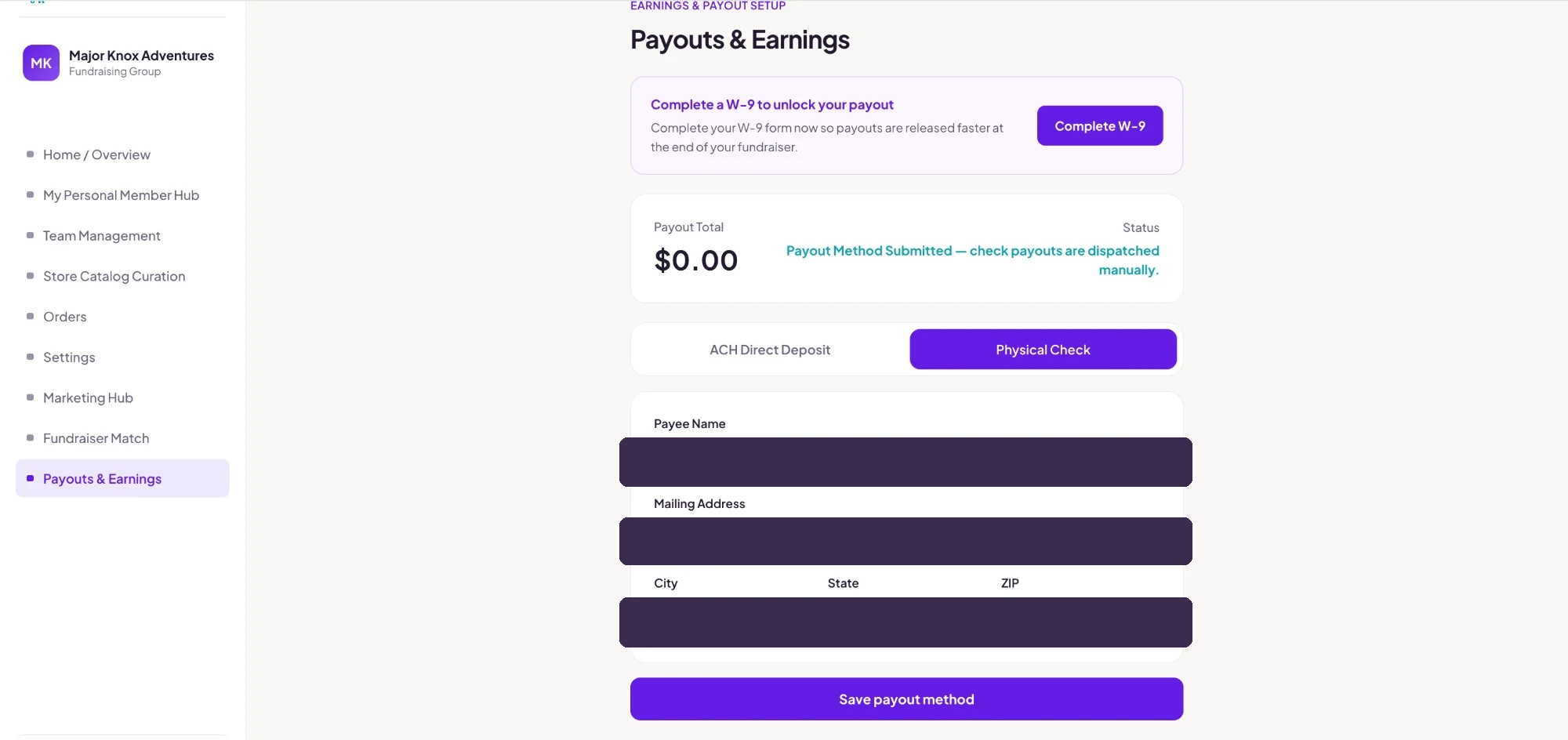The payouts screen, showing group earnings and payment method.